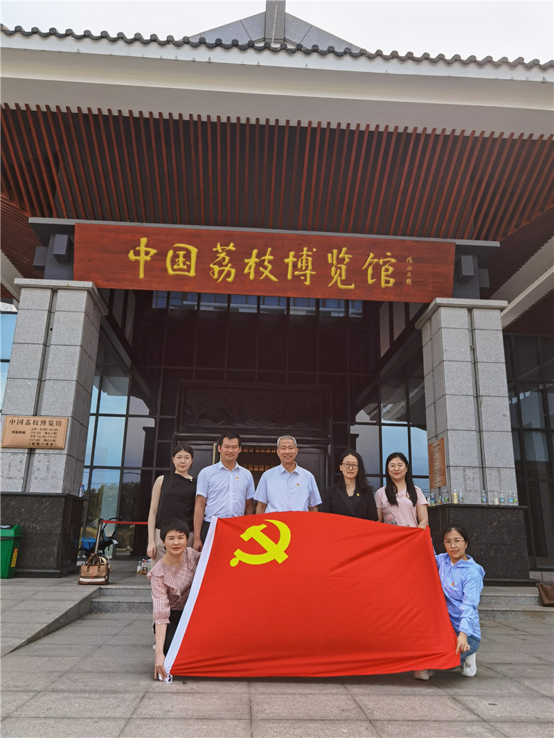 1682395362331678.jpg a35cbc7a5dde42da81527a20b4ec626.jpg