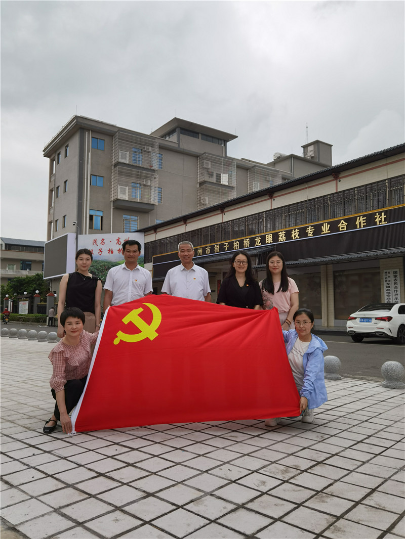 1682395393229162.jpg d7513f4c4404da555c9b63ff98ad367.jpg