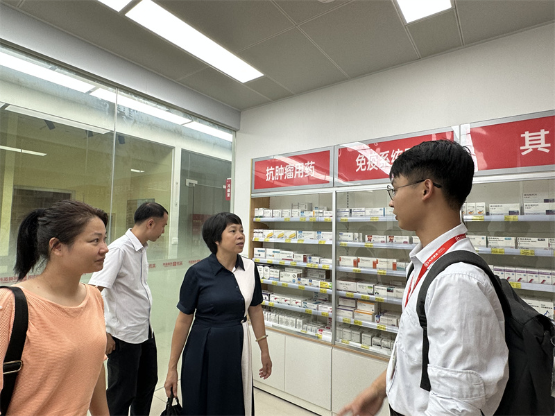 邦健特药药业专业药房调研.jpg