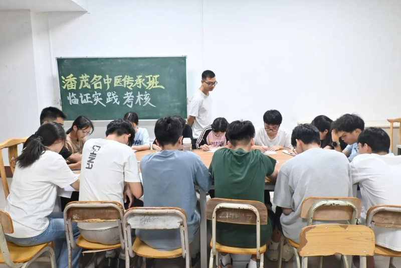 1718960814606391.png 图片3.png